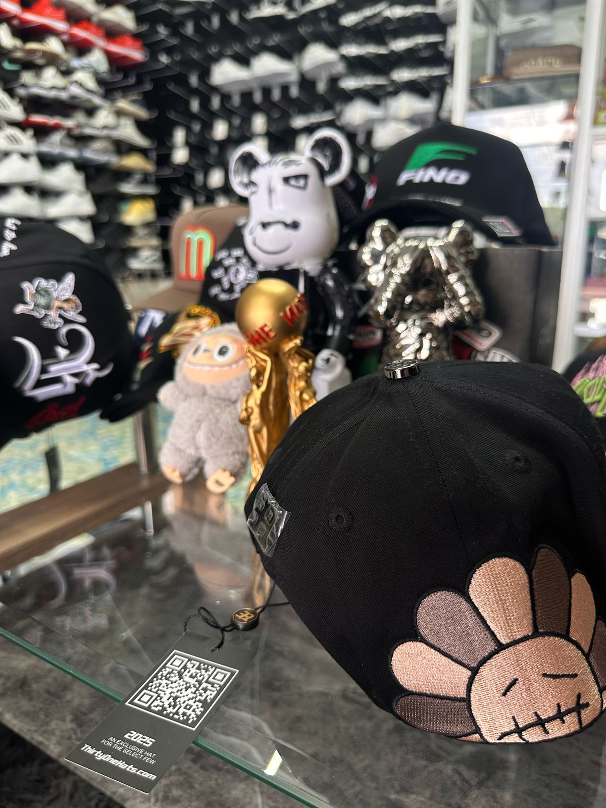 31 HATS “MUR4K4MI
