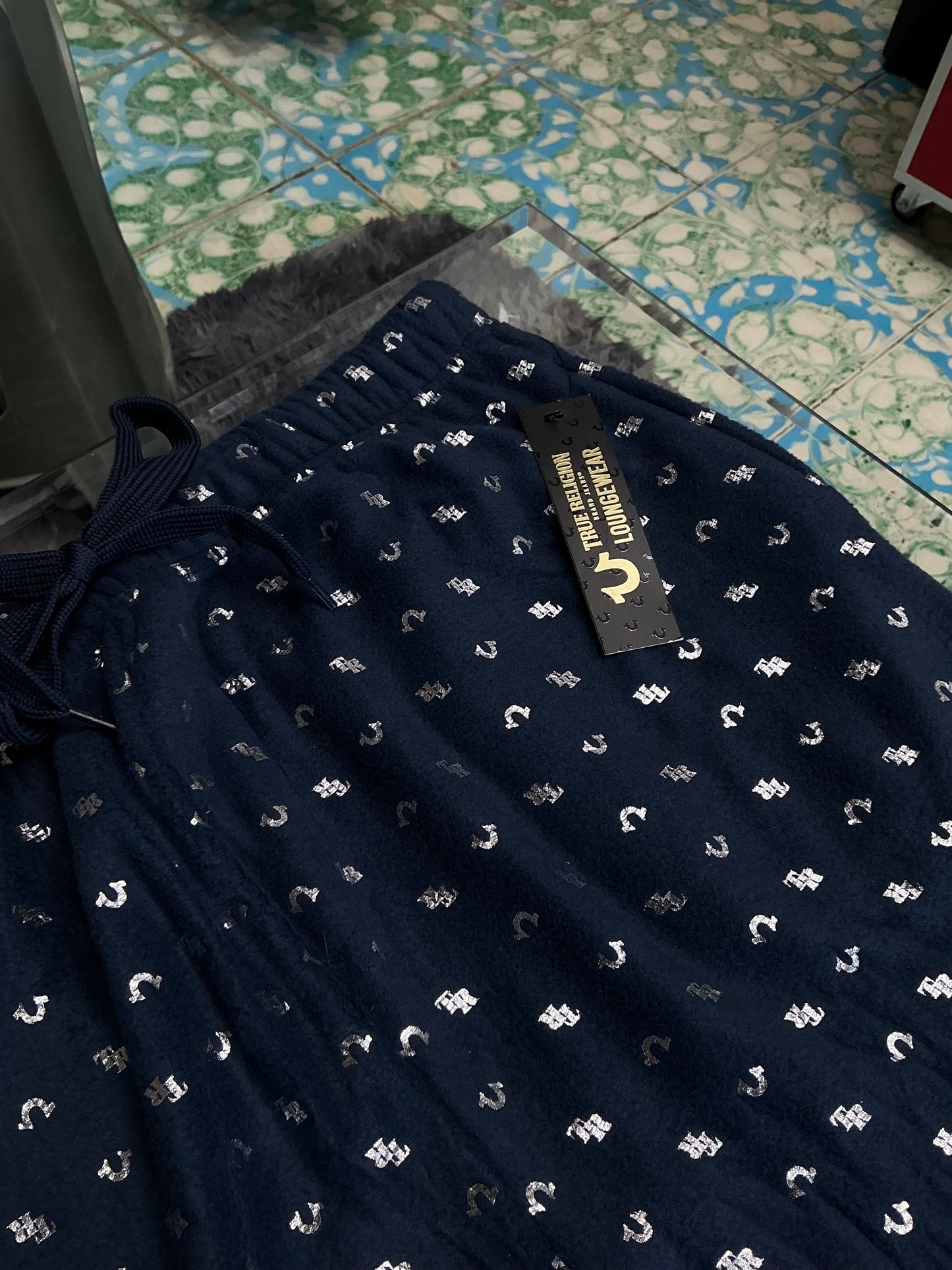 TRUE RELIGIÓN Pijama