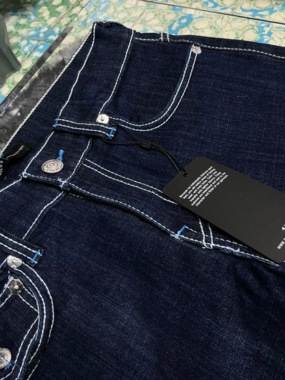 TRUE RELIGIÓN Pantalon azul marino