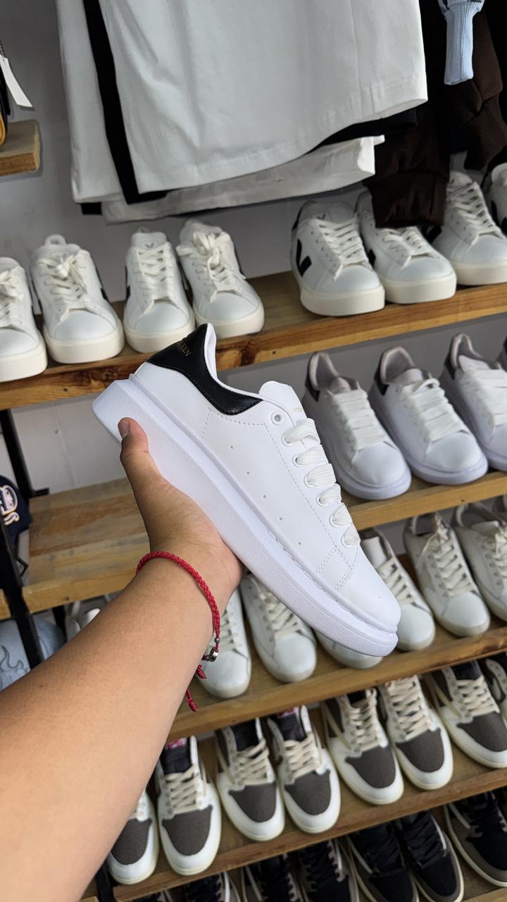 ALEXANDER MCQUEEN CLASICO