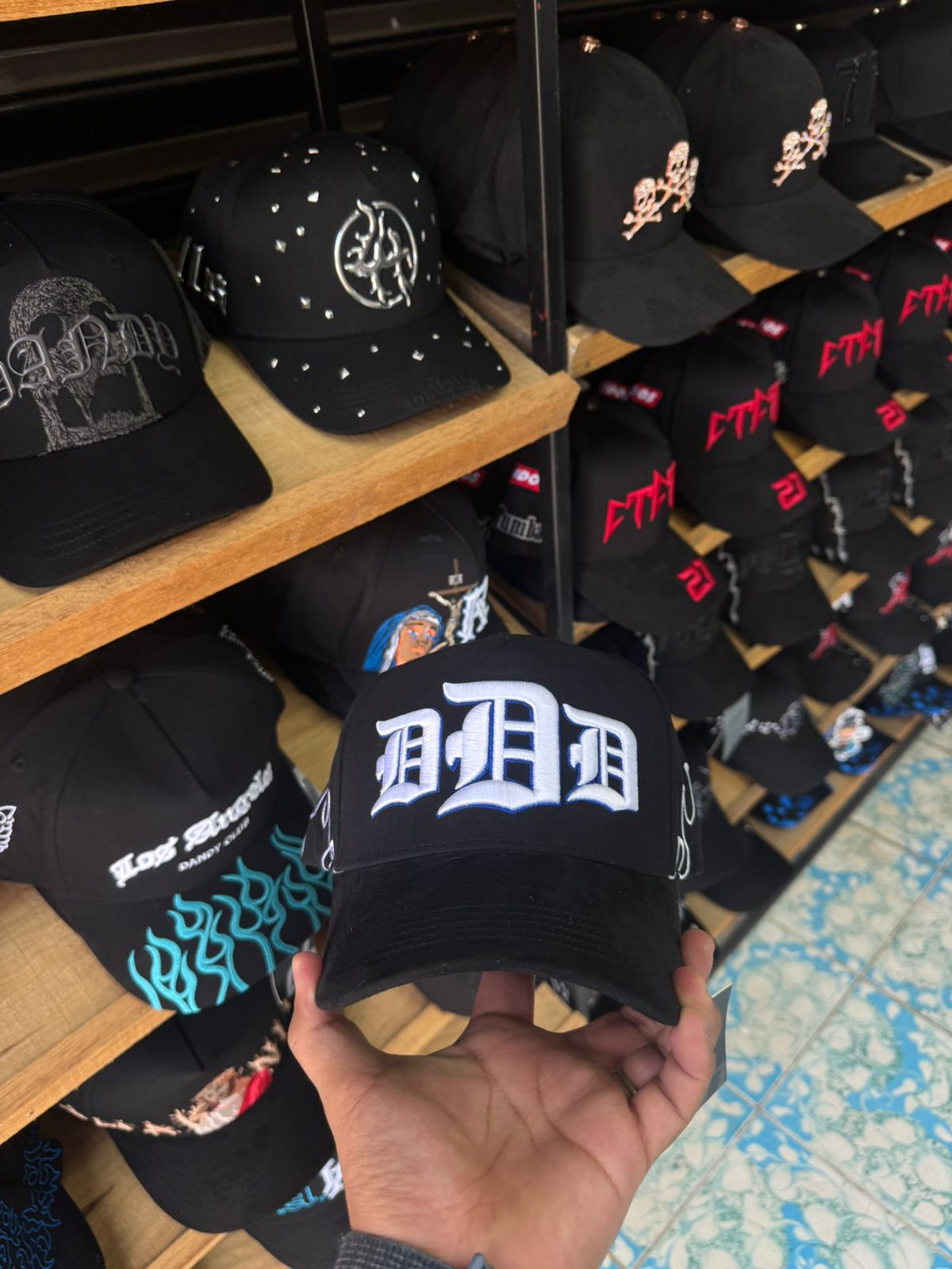 DANDY HATS TRIPLE D G5